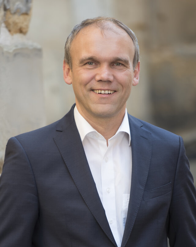 Manfred Rogner Manfred Rogner